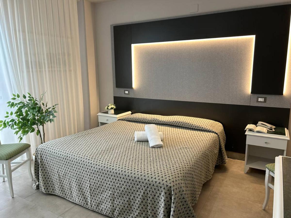 Grand Hotel Montesilvano Marina Εξωτερικό φωτογραφία