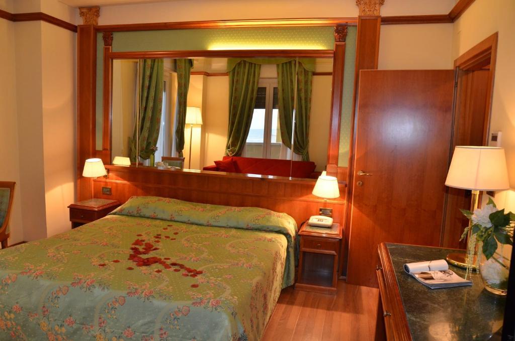 Grand Hotel Montesilvano Marina Εξωτερικό φωτογραφία