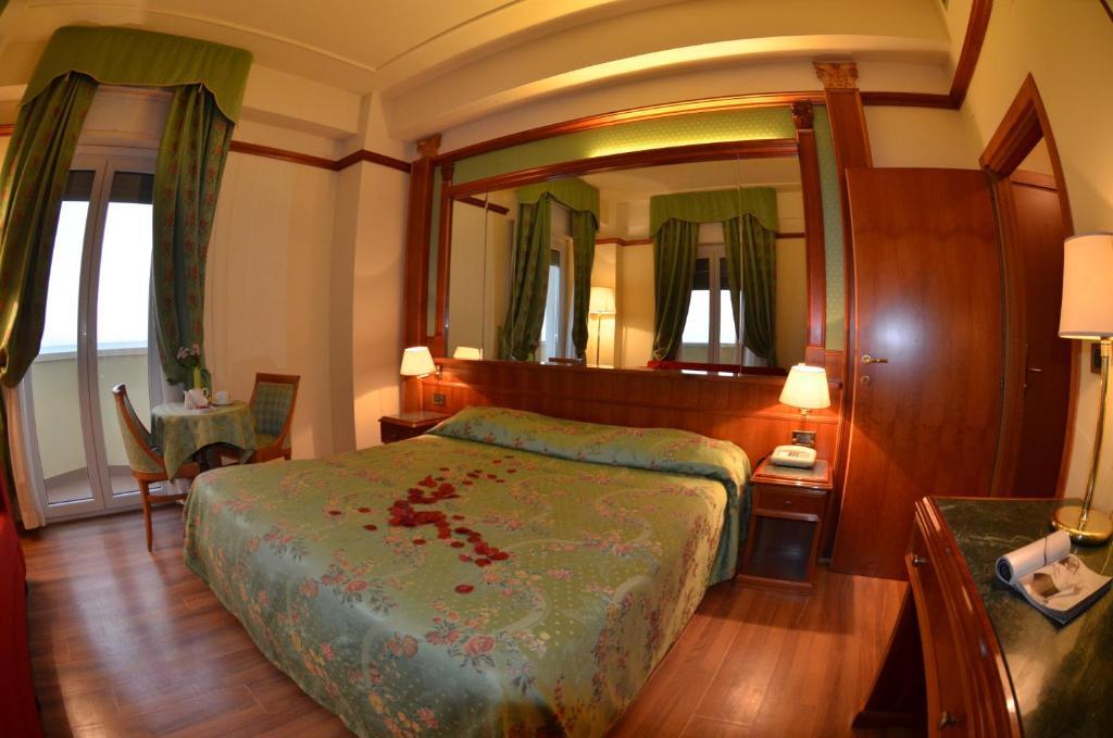 Grand Hotel Montesilvano Marina Εξωτερικό φωτογραφία