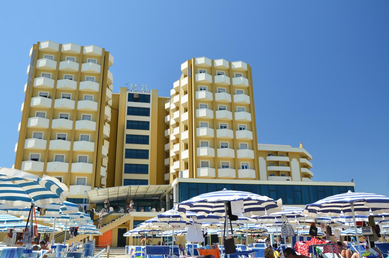 Grand Hotel Montesilvano Marina Εξωτερικό φωτογραφία