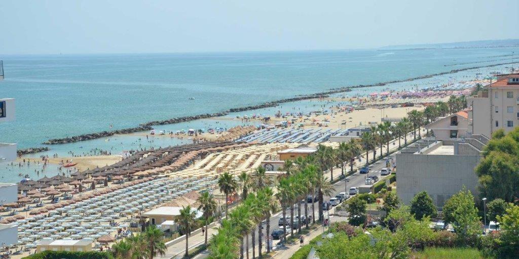 Grand Hotel Montesilvano Marina Εξωτερικό φωτογραφία